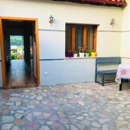 Penzion Mani Gjirokastër